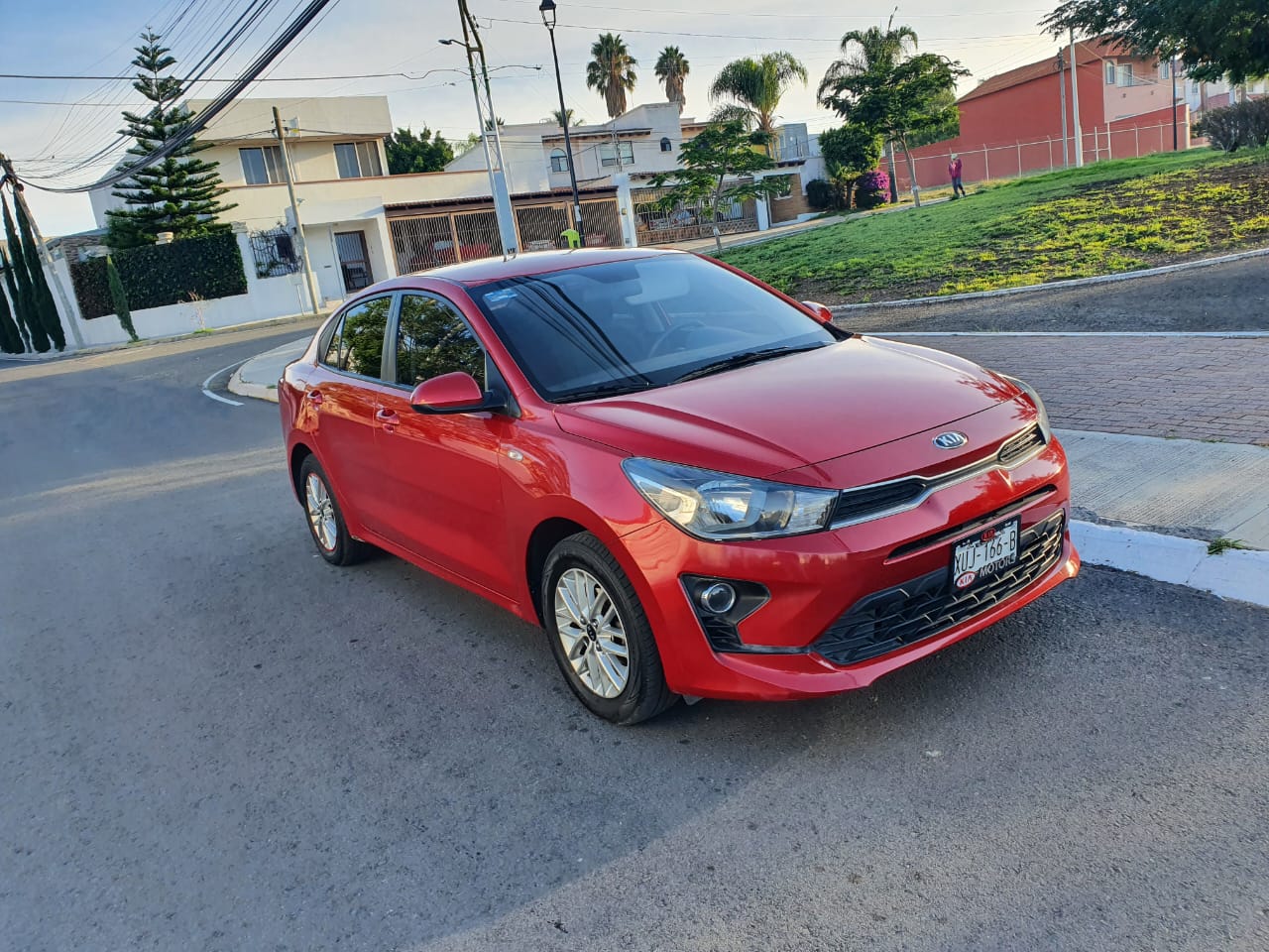 Kia Rio 2021 Factura original, un dueño, solo 14 mil kilometros 
